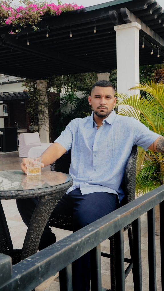 Vista adicional de Camisa Cubavera Manga Corta Azul Oscuro - ADAMS