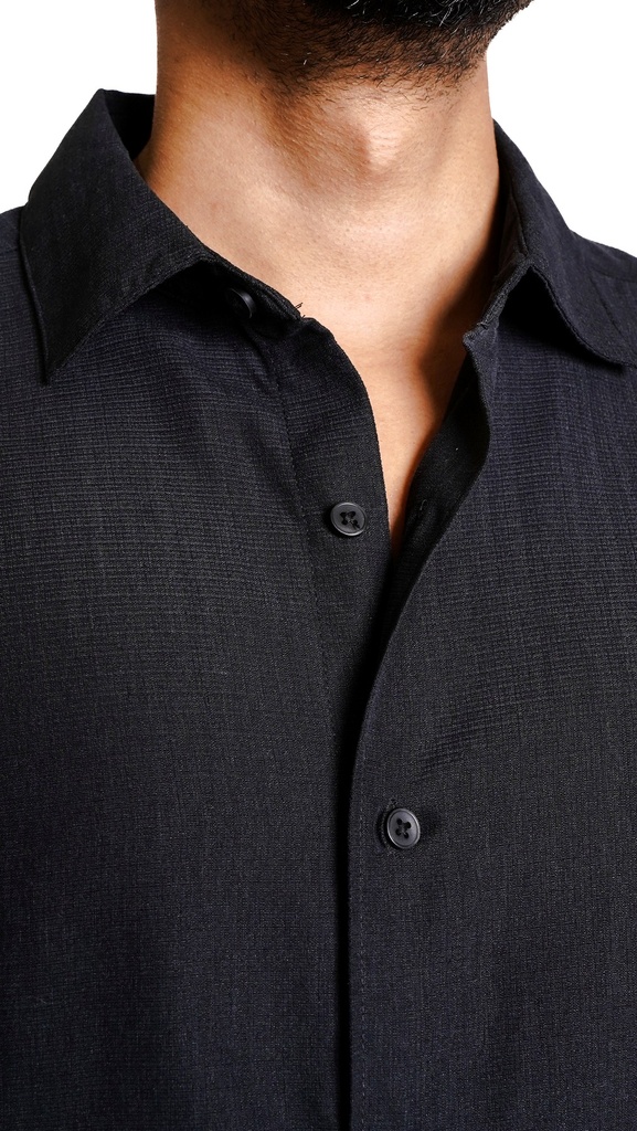 Vista adicional 2 de [CUWME029-003/M] Camisa Cubavera Manga Corta Jet Negro Modelo Cuw - ADAMS